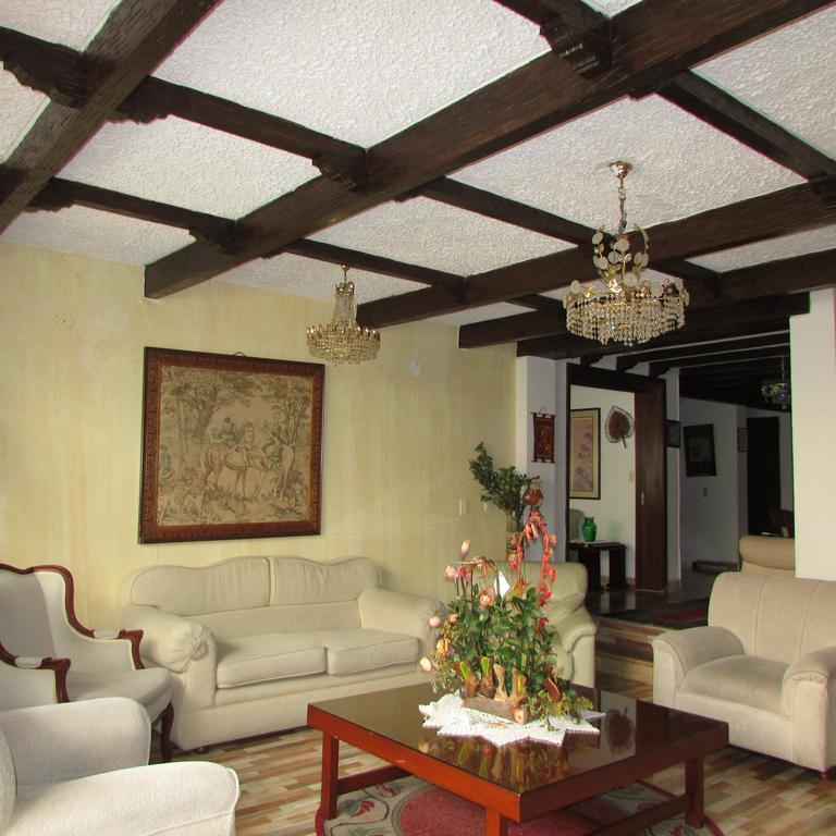Гостьовий будинок Casa De Huespedes Shalom Victoria Богота Екстер'єр фото